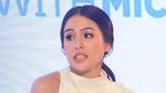 Senyum Manis Maudy Ayunda