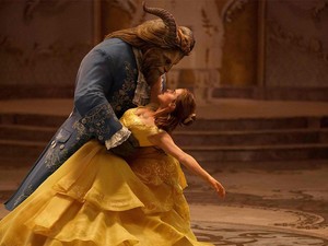 Sebentar Lagi! Film Live-Action Beauty and the Beast Tayang 17 Maret