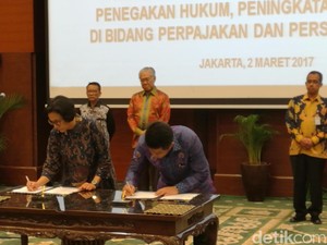 Sri Mulyani dan Ketua KPPU Teken MoU Awasi Harga Pangan