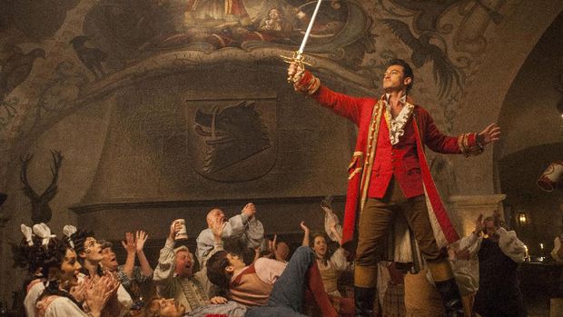 Ini Alasan Luke Evans Terima Peran Gaston di 'Beauty and the Beast'
