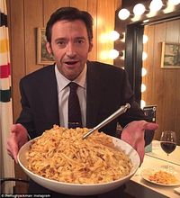 Usai Jalani Peran Wolverine, Hugh Jackman Rayakan Berakhirnya Diet Ketat