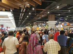 Transmart Rungkut Surabaya Tawarkan Promo Groseri