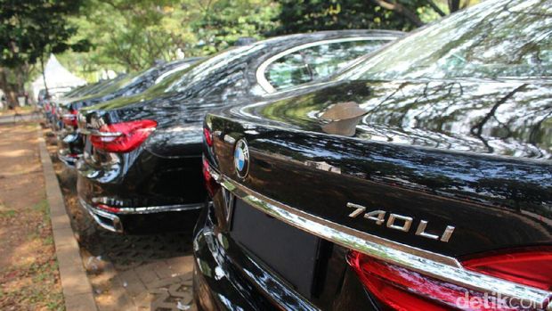 BMW 740 Li yang digunakan 