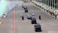 Raja Salman menuju Masjid Istiqlal dengan pengawalan ketat.