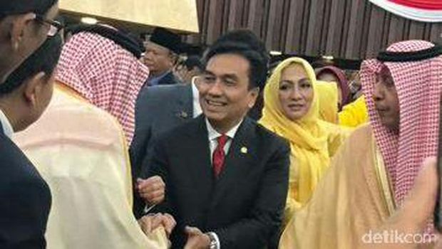 Effendi Simbolon salaman dengan Raja Salman / 