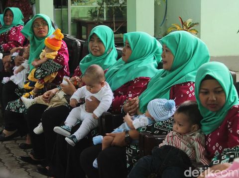 14 Balita diasuh orangtua angkat