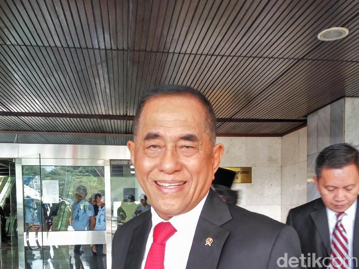 BPK Ingin Audit Alutsista, Menhan: Kalau Sesuai Aturan Silakan