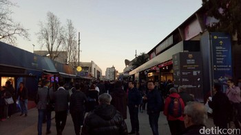 Saat memasuki gerbang. (Foto: Adi Fida Rahman)