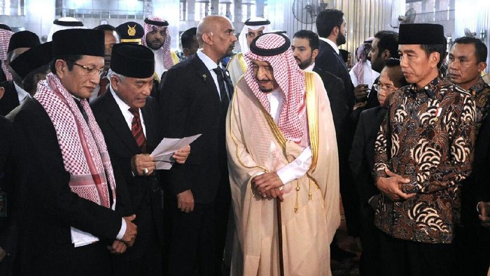 Cerita Imam Masjid Istiqlal Yang Serbannya Sama Dengan Raja Salman