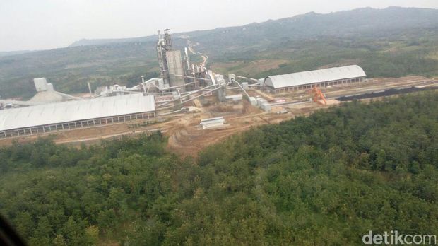 Kapolda Jateng dan Kasdam Tinjau Pabrik Semen di Rembang