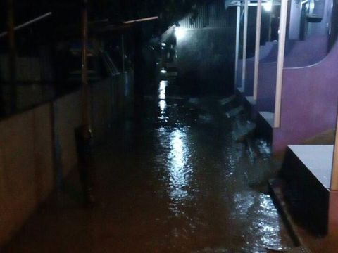 Air berangsur surut di RW 09 Kelurahan Cilandak Timur