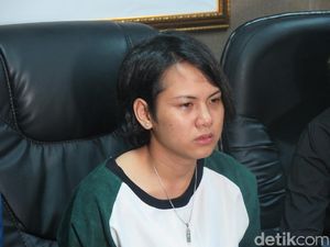 Komunikasi Putus, Evelyn Tetap Cinta Aming