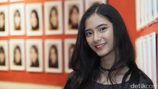 Senang atau Sedih, Jinan JKT48 Pilih Dengarkan Lagu Upbeat Senang atau Sedih, Jinan JKT48 Pilih Dengarkan Lagu Upbeat