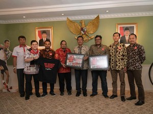 Menpora Minta Suporter Jadi Simbol Pemersatu