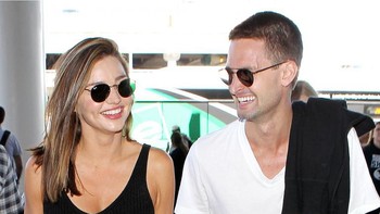 Miranda Kerr dan Evan Spiegel sudah berpacaran sekitar setahun. Evan adalah CEO dan pendiri Snapchat dan Miranda adalah supermodel terkenal. Foto: istimewa