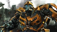 Selain itu Bumblebee juga berubah menjadi lebih terlihat gahar. (Dok. Paramount Pictures)