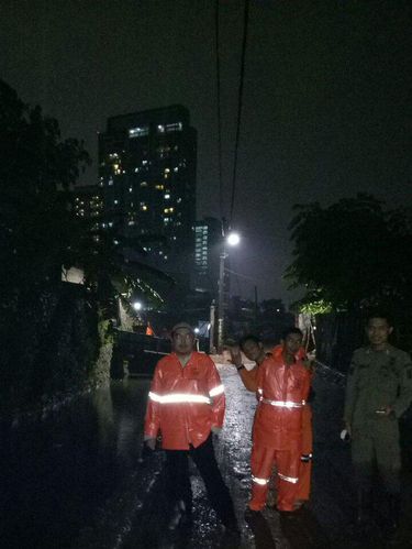 Sungai Pesanggrahan Sempat Meluap, 10 Rumah Terendam