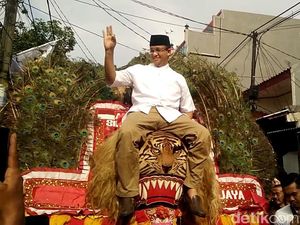 Adopsi Program Rp 1 M Tiap RW Milik Agus, Anies Tambah Nominal