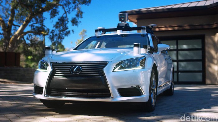 Kapan Ada Taksi Tanpa Sopir di Indonesia?
