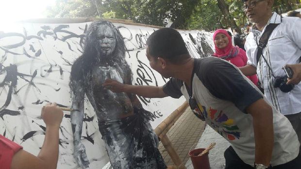 Yuk Berakhir Pekan Sambil Melukis di Pasar Seni Ancol