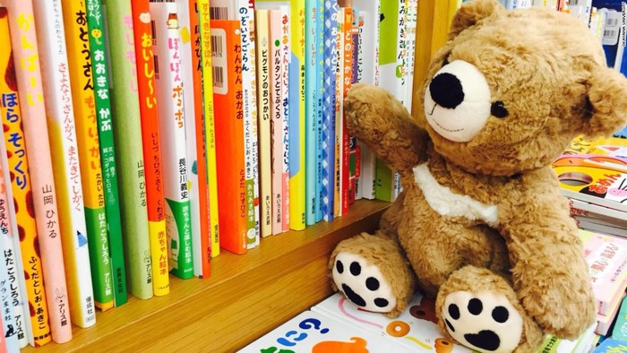 Saat Boneka Binatang Dipakai untuk Menambah Minat Baca Anak