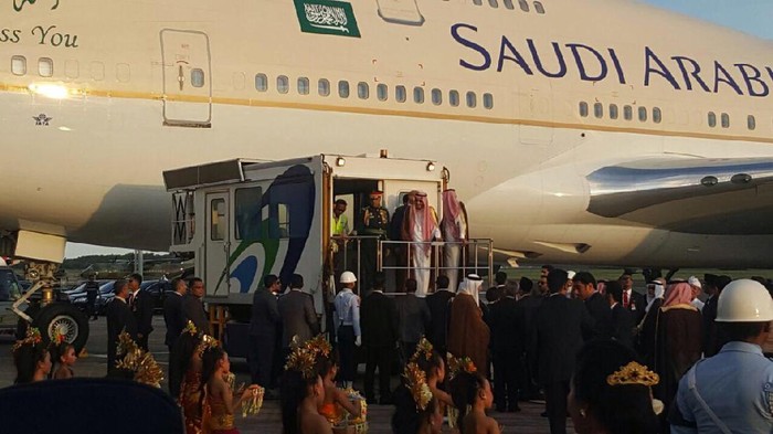 Raja Salman Terbang ke Jepang, Penerbangan di Bali Delay 45 Menit