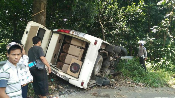 Rombongan Aisyiah Kecelakaan, Diduga Sopir Langgar Larangan