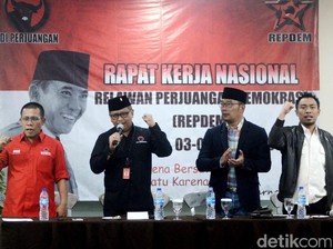 Sindiran Hasto Mentalitas Kalah Gegara Temui Jokowi Dibalas RK
