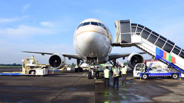 Ini Lift Khusus yang Dipakai Raja Salman di Bandara Ngurah Rai