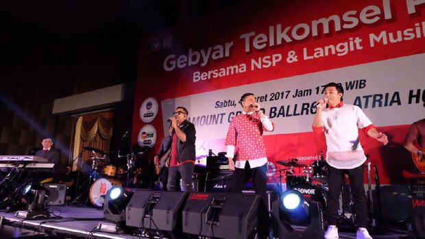 Kahitna Hibur 150 Pelanggan Musik Digital Telkomsel