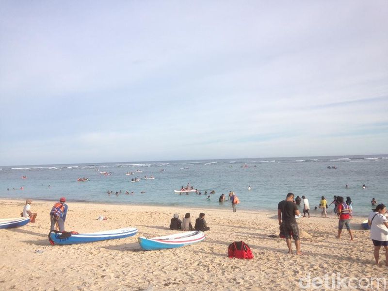 Suasana Pantai Pandawa