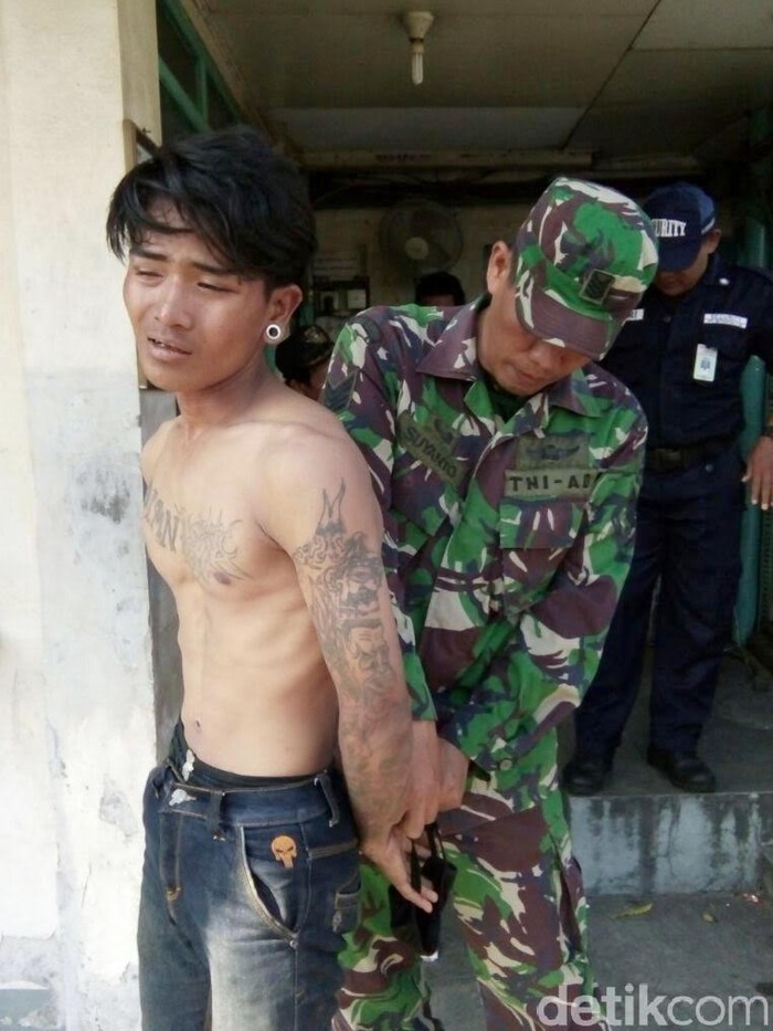 Santri Ditodong di JPO Cengkareng, 1 Pelaku Ditangkap TNI