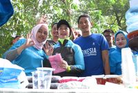 Bareng Istri, Sandiaga Lihat Bazar OK OCE di Kebayoran Baru