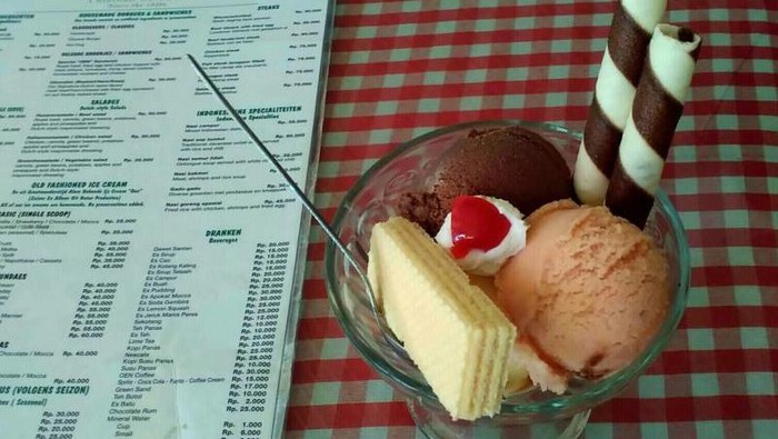 nikmati 4 Es Krim Klasik Malang, Racikan Klasik yang Menyedot Nostalgia