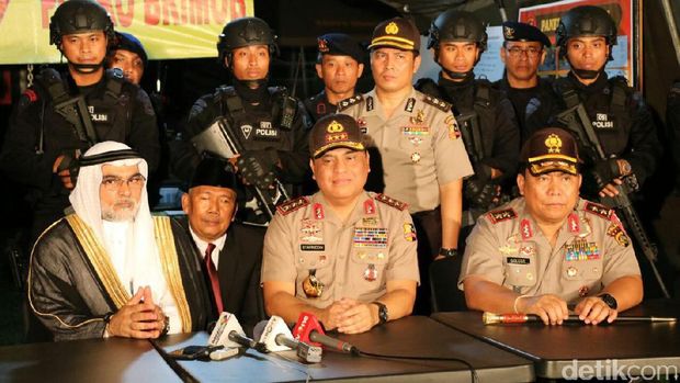 Wakapolri Komjen Syafruddin dan Duta Besar Arab Saudi jumpa pers bersama di Nusa Dua Bali