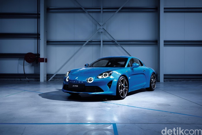 Alpine A110, Mobil Sport Anyar Renault