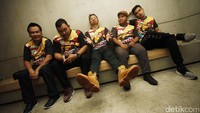 Ada juga Ringgo Agus Rahman yang terihat berpose bersama produser Max Picture, Ody Mulya Hidayat. Foto: Muhammad Ridho