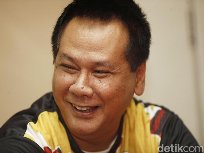ilm komedi yang dibintangi oleh Ringgo Agus Rahman, Ajun Perwira, Fico Fahriza