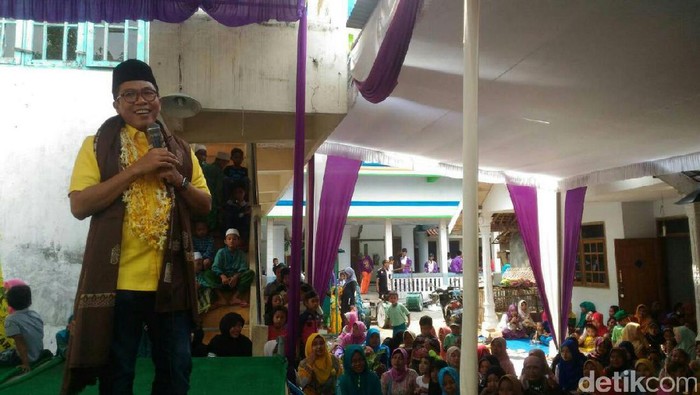 Saat Kunker, Kader Golkar Mulai Kampanyekan Jokowi Capres 2019