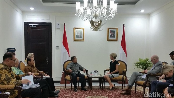 Bahas IORA, Menlu Australia Julie Bishop Bertemu Wapres JK