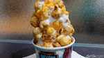 Nyam! Lembutnya Es Krim dengan Taburan Popcorn Renyah