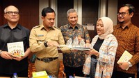 Para pemenang dari ajang pencarian pelaku UKM muda yang beradu ide kreatif ini nantinya akan diberikan pembinaan dan pengembangan usaha kepada lebih dari 25.000 wirausaha muda melalui kegiatan coaching, promosi dan pembiayaan. (Foto: dok. Bank Mandiri)