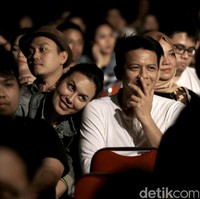 Sophia Latjuba sempat menjalin kasih dengan vokalis band Noah, Ariel. Tidak diketahui kapan keduanya mulai menjalin asmara. Hubungan mereka pun berakhir putus. Saat berpacaran, usia Sophia Latjuba dan Ariel terpaut 11 tahun. Foto: Asep Syaifullah