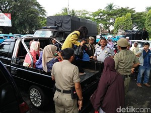 Tak Kunjung Dapat Solusi, Sopir Angkot di Malang Kembali Mogok