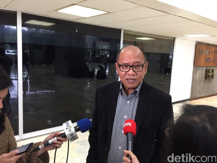 Kepala Badan Keahlian DPR Diterpa Isu Perselingkuhan