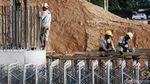 Melihat Para Pekerja Tol Trans Sumatera