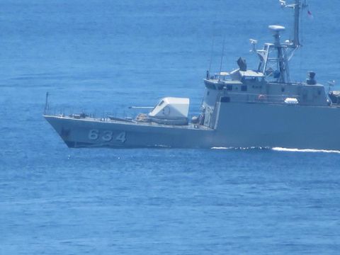 TNI AL Perpanjang Waktu Pengawalan Raja Salman di Laut Bali
