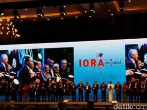 Jokowi-JK Lakukan Pertemuan dengan Pemimpin Negara di KTT IORA