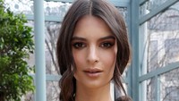 Emily saat menghadiri acara di Paris Fashion Week di Paris, Prancis pada akhir pekan lalu. Vittorio Zunino Celotto/Getty Images/detikFoto.