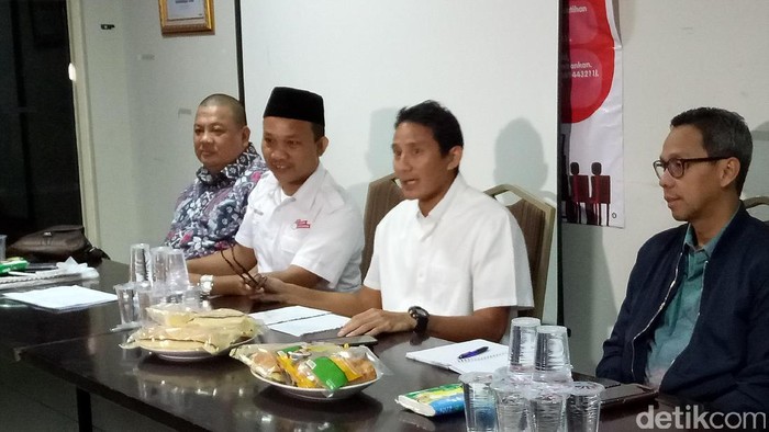 Didukung Relawan Agus, Sandiaga: Kita Sama-sama Ingin Gubernur Baru